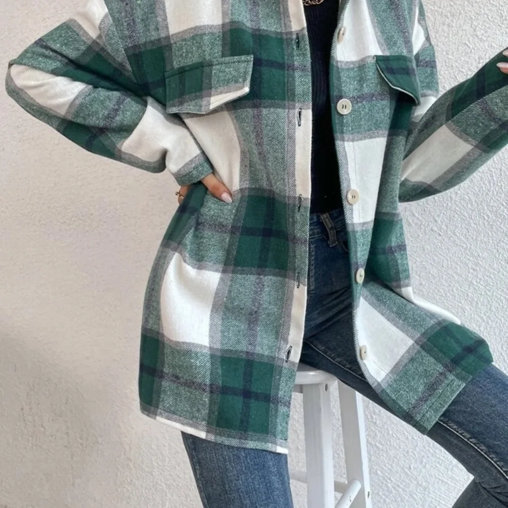 Green Plaid Women's Jacket - Picture 3 of 5